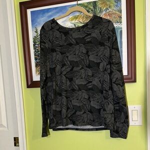 Hang Ten Leaf Patterned Black and Gray Women's Top